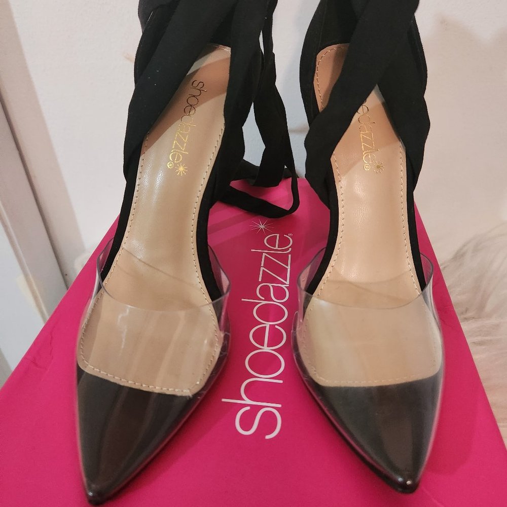 Shoedazzle pumps with 5 inch heel